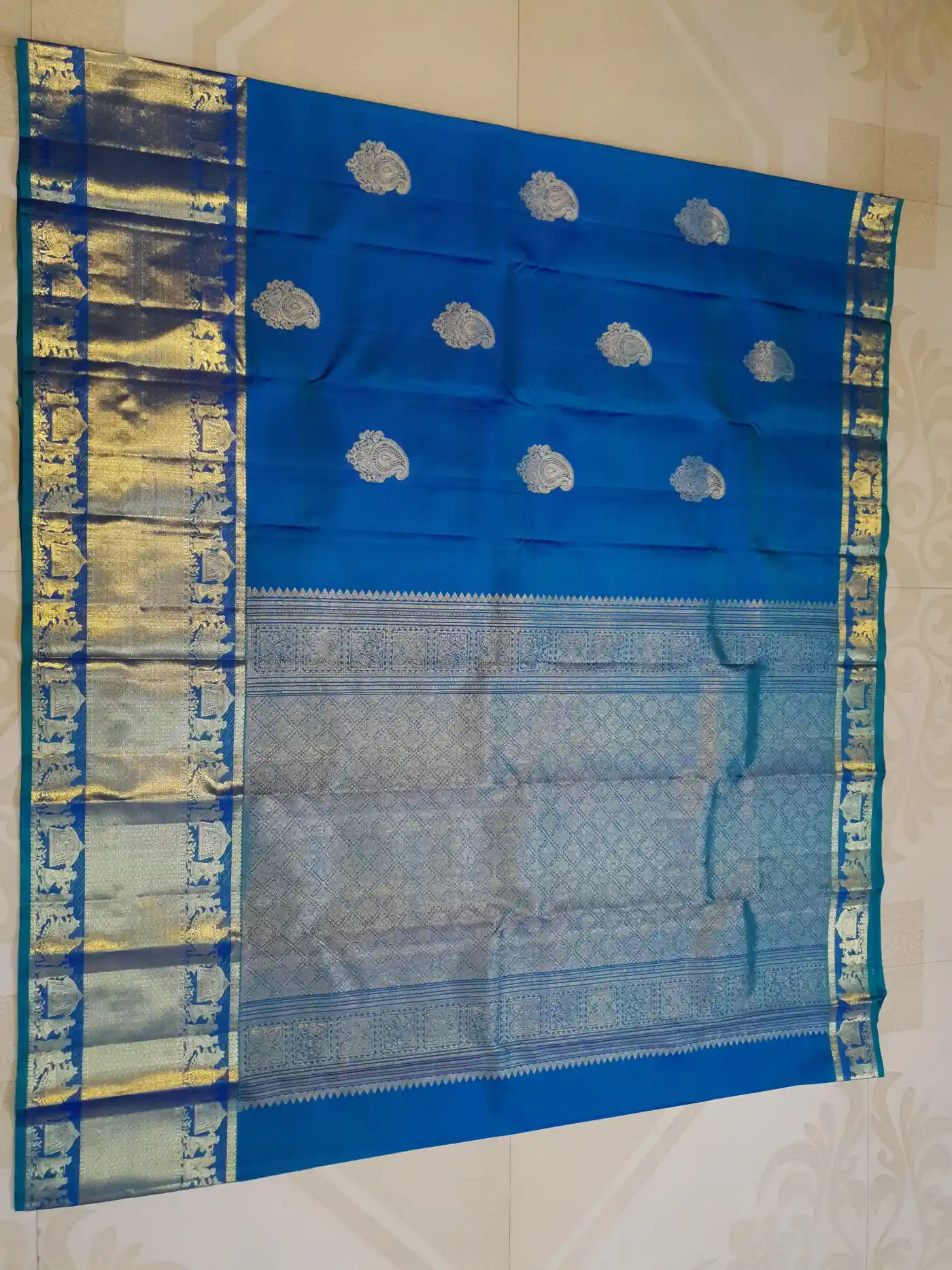 Royal Blue Silver Zari Kanchipuram Handloom Bridal Silk Saree